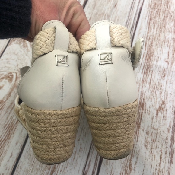 Sperry Sandals Size 6.5 - Picture 6 of 13